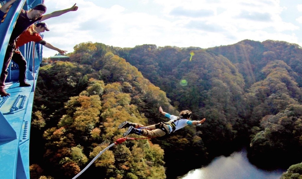 バンジージャンプ（竜神大吊橋）