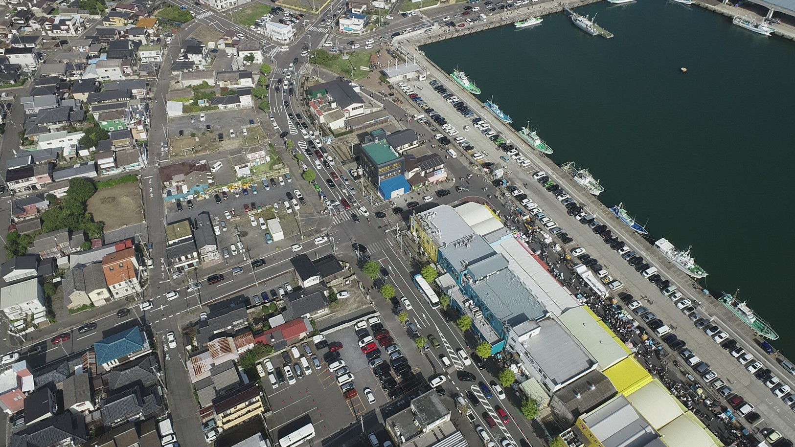 那珂湊おさかな市場周辺の渋滞の様子（2022年10月撮影）