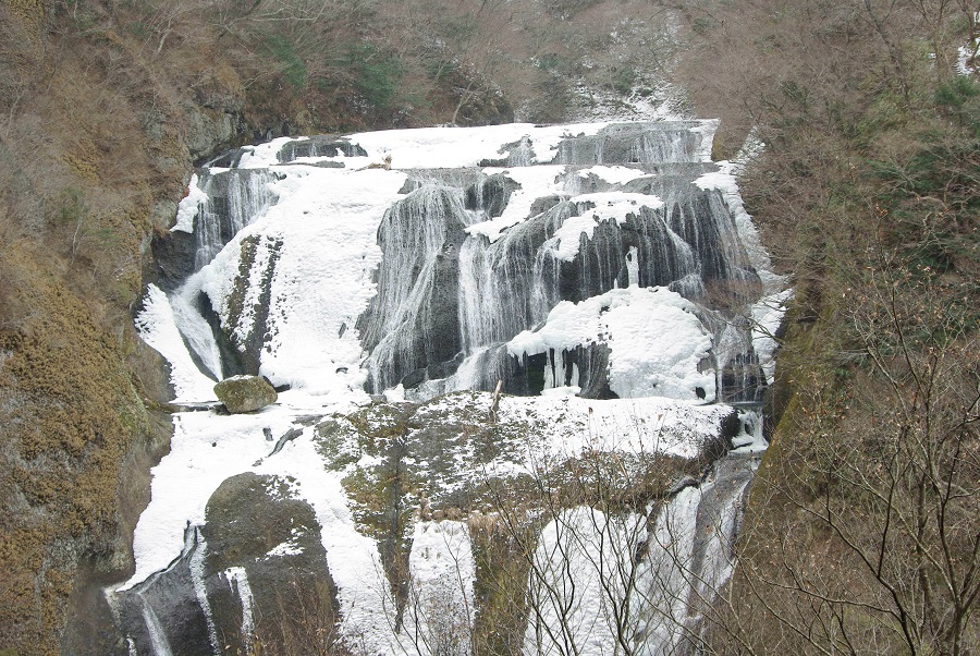 冬の袋田の滝