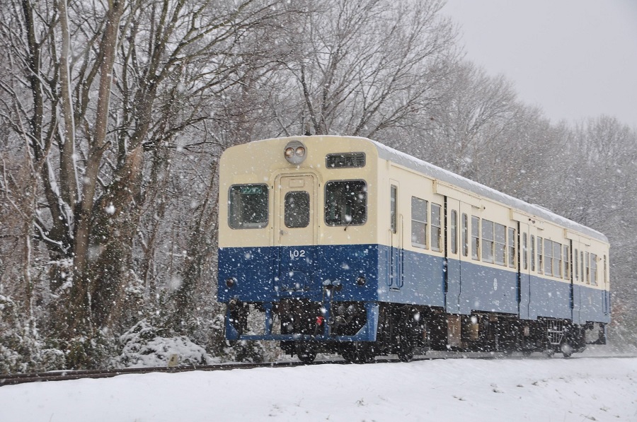 雪の中(常総線）